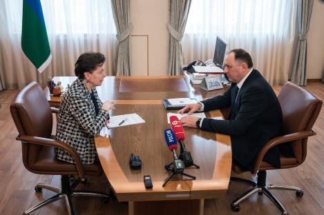 Глава Ханты-Мансийска отчитался перед губернатором о работе в 2018 году