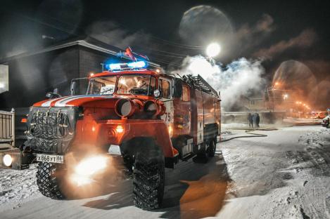 Два возгорания автомобилей ликвидировали пожарные Ханты-Мансийска
