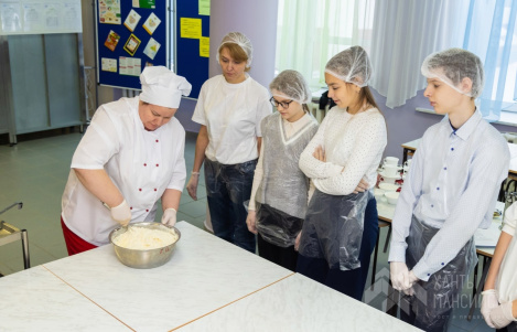 Школьники Ханты-Мансийска научились правильному питанию