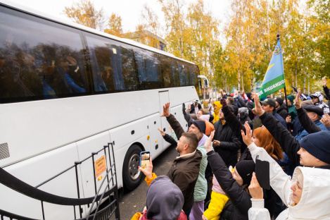 Мобилизованные хантымансийцы отправились в войсковые части