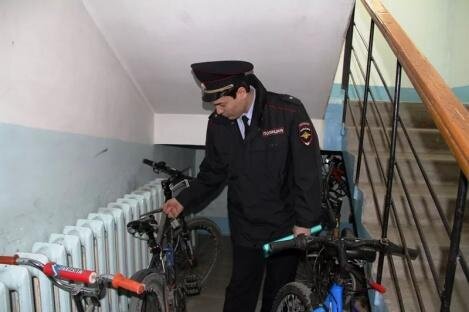 Полицейские Ханты-Мансийска призывают владельцев велосипедов к бдительности! Полицейские Ханты-Мансийска призывают владельцев велосипедов к бдительности!