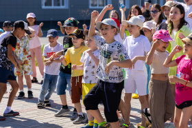 На страже каникул: итоги работы первой половины лета подвели на заседании межведомственной комиссии по организации отдыха, оздоровления и занятости детей, подростков и молодёжи Ханты-Мансийска.