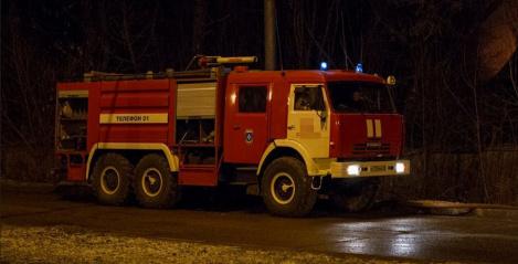 Пожарные потушили огонь в бане в Ханты-Мансийске