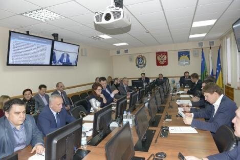 Предложения по корректировке бюджета рассмотрели депутаты городской Думы