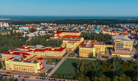 Окружная клиническая больница Ханты-Мансийска отмечает 89-й День рождения