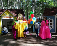 «Сад добрых дел» в Аллее сказок одно из любимых мест юных хантымансийцев
