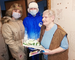 Волонтеры Победы из Ханты-Мансийска присоединились к акции #ВамЛюбимые