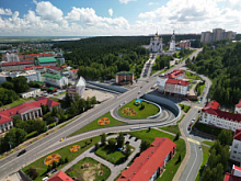 Глава Ханты-Мансийска Максим Ряшин поздравил земляков, муниципальных служащих, депутатов Думы города с Днём местного самоуправления 