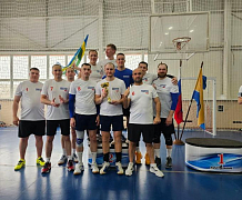 Команда единороссов из окружной столицы заняла второе место по волейболу