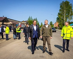 Губернатор Югры Руслан Кухарук и Глава Ханты-Мансийска Максим Ряшин посетили участки строительства дорог 