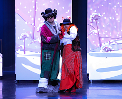 В Ханты-Мансийске состоялся первый новогодний спектакль под патронажем Главы города