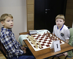 Юные шахматисты со всей Югры борются за чемпионские звания