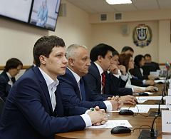 В Думе Ханты-Мансийска распределили портфели руководителей постоянных комитетов