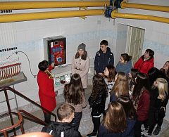 Старшеклассники Ханты-Мансийска побывали на муниципальных предприятиях