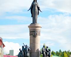 Монумент «Бронзовый символ Югры»