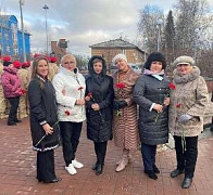 Единороссы приняли участие в памятно-мемориальном мероприятии