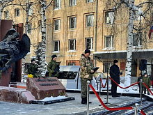 Единороссы почтили память россиян, исполнявших служебный долг за пределами Отечества