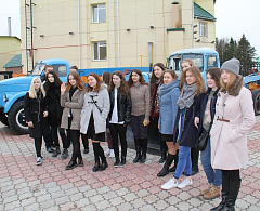 Старшеклассники Ханты-Мансийска побывали на муниципальных предприятиях