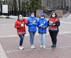 В Ханты-Мансийске стартовала Всероссийская акция «Георгиевская ленточка»