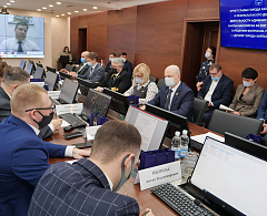 Максим Ряшин отчитался перед депутатами о работе в 2021 году