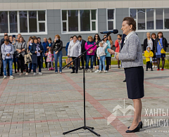 Первый звонок прозвенел в новой школе Ханты-Мансийска