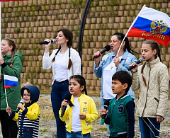 Хантымансийцы отметили День России и День города