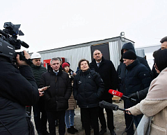 Наталья Комарова оценила ход строительства объектов в Ханты-Мансийске
