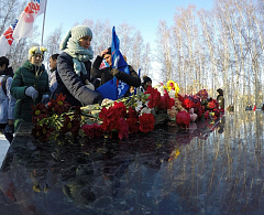 В Ханты-Мансийске почтили память павших в Сталинградской битве