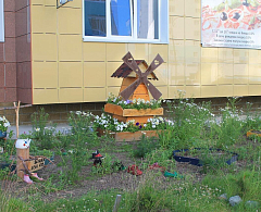 Определены лучшие ландшафтные композиции во дворах югорской столицы