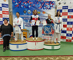 Ханты-мансийские каратисты получили звания мастеров спорта