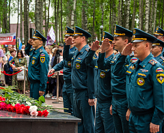 Хантымансийцы почтили память Героев Отечества в День памяти и скорби